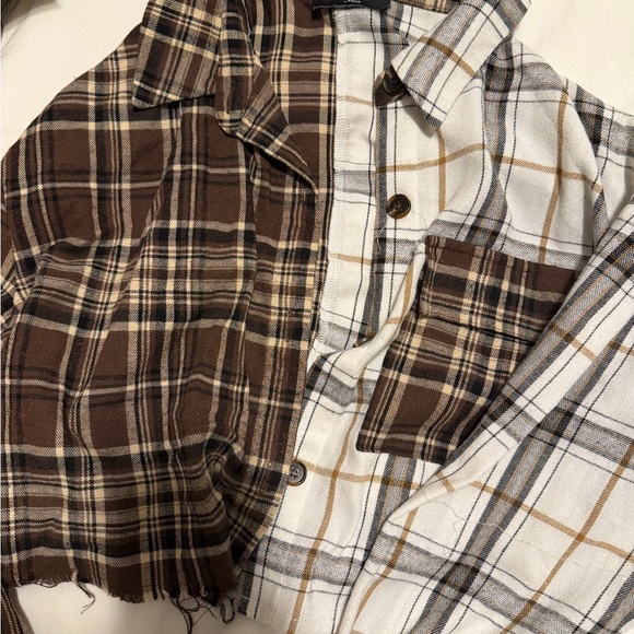 Kittenish crop flannel - Picture 3 of 3